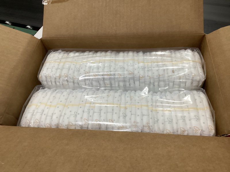 Condition photo showing New/Like New for huggies size 4 diapers, little snugglers baby diapers, size 4 (22-37 lbs), 66 count, packaging may vary size 4 66