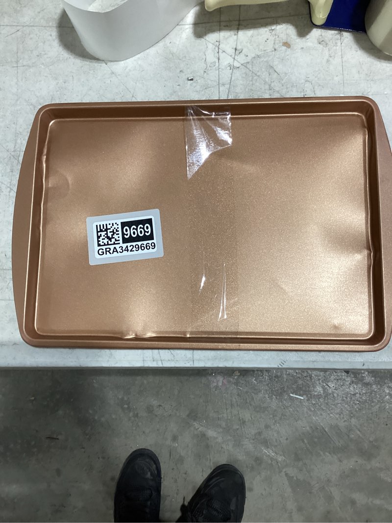 Condition photo showing Good Condition for Stainless Steel Baking Sheet Set of 2, Deedro Cookie Sheet Metal Baking Pan Oven Tray, Non Toxic & Heavy Duty, Rust Free & Mirror Finish, Easy Clean & Dishwasher Safe, 9 x 7 x 1 Inch 9 inch