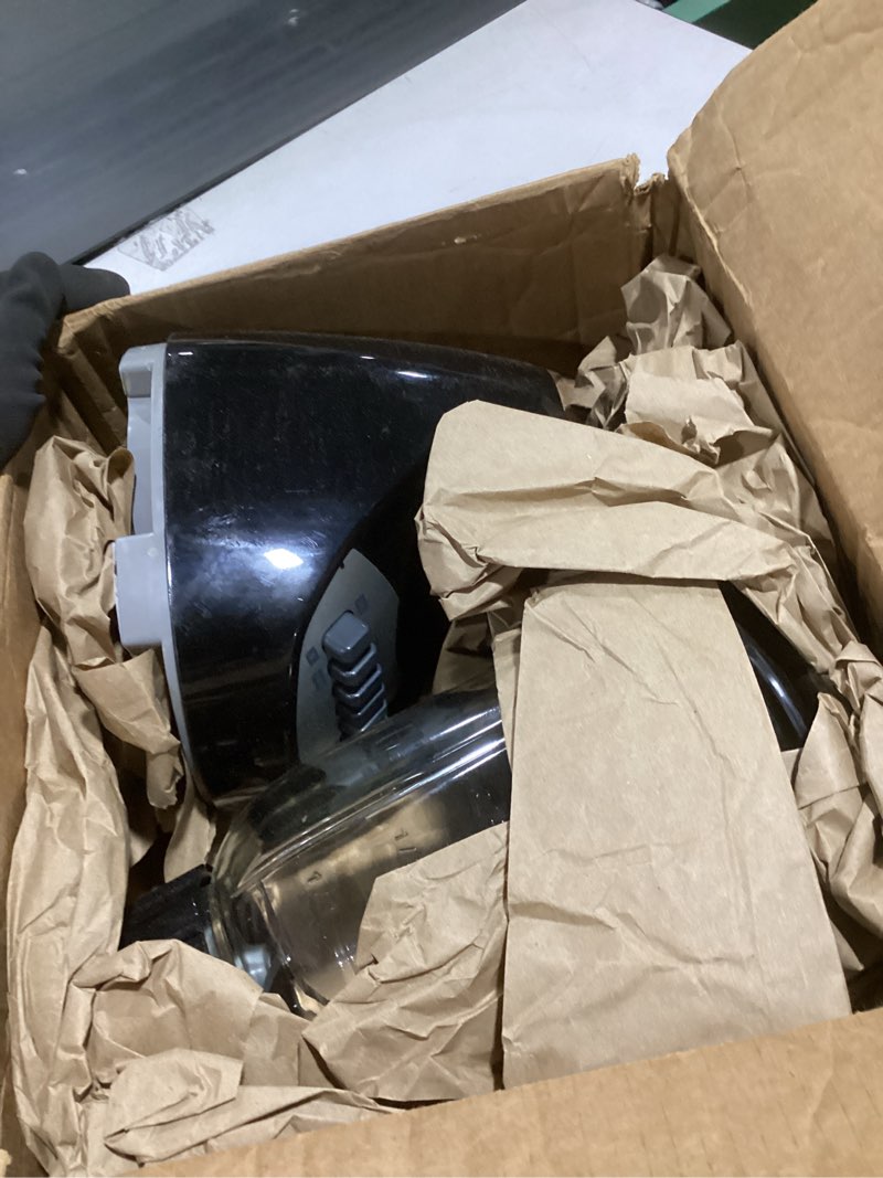 Condition photo showing Good Condition for BLACK+DECKER Countertop Blender with 6-Cup Glass Jar, 10-Speed Settings, Black, BL2010BG