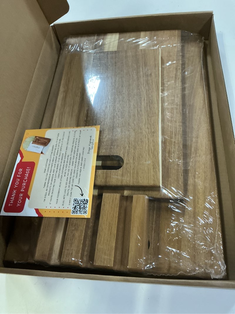 Condition photo showing New/Like New for Acacia Cutting Board Set of 3 with Holder, Solid Acacia Wood Chopping Boards, Thick Kitchen Cutting Boards, Serving Boards for Meat, Vegetables and Fruits