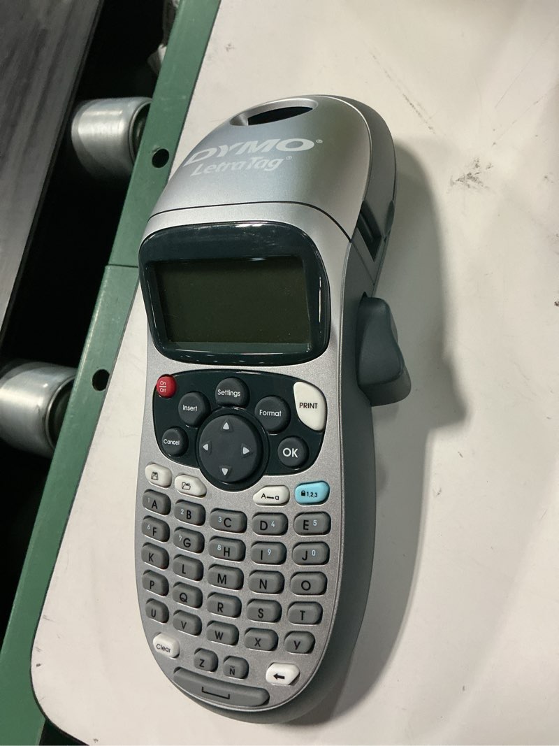 Condition photo showing Good Condition for dymo letratag 100h handheld label maker