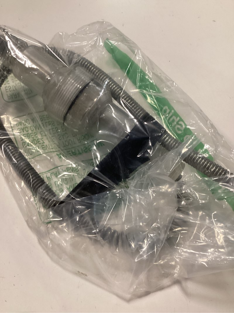 Condition photo showing Good Condition for water heater cleaning tool, improves hot water supply, removes hard water sediment, flushes gas & electric tanks, pro-grade diy solution
