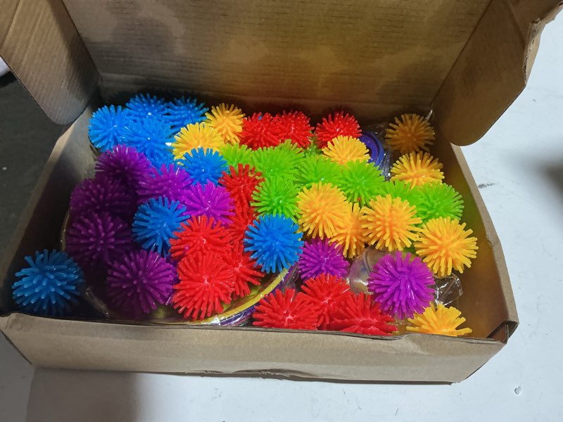 Condition photo showing Good Condition for Leitee 71 Pcs Sensory Bin Filler Include 60 Hedge Balls 4 Tweezers 2 Scissors Clips 5 Cups Fine Motor Skills Toys Set for Boys Girls Early Education and Counting Sorting Training(Blue,Classic) Classic Blue