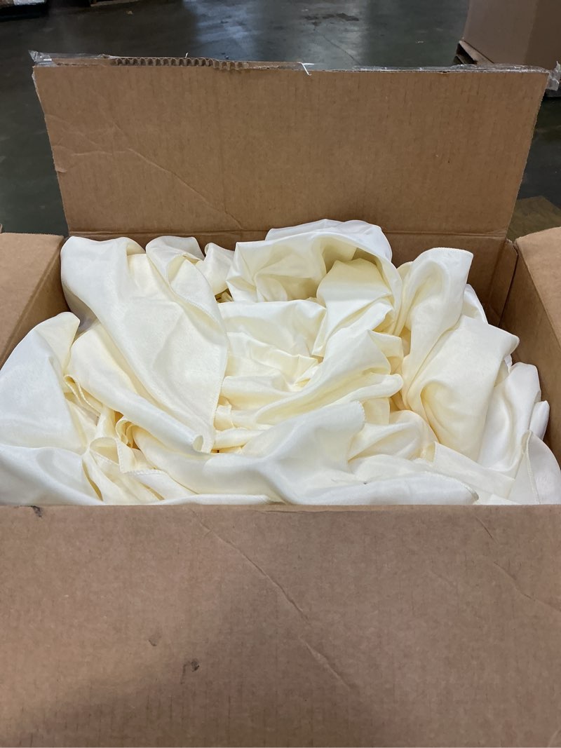 Condition photo showing Good Condition for Cream color curtain linens