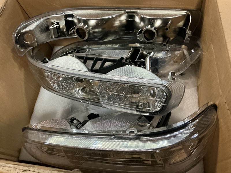 Condition photo showing New/Like New for PIT66 LED DRL BAR Headlights, Compatible with 99-07 GMC Sierra 1500/01-07 Sierra 1500HD 2500HD 3500/99-04 GMC Sierra 2500/99-06 GMC Yukon, Clear Lens Chrome Housing Clear Reflector