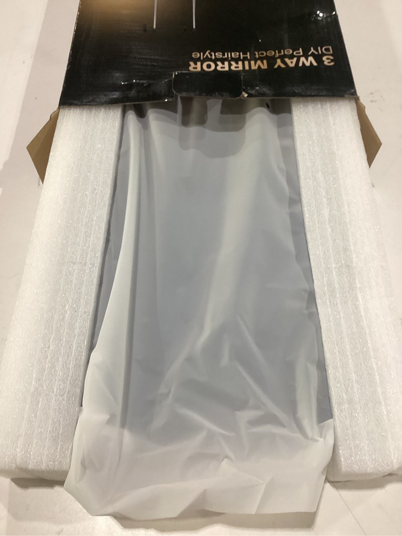 Condition photo showing New/Like New for jusron 360 viewing angle self hair cutting mirror, clear anti-fog hd glass (black without led without accessories)
