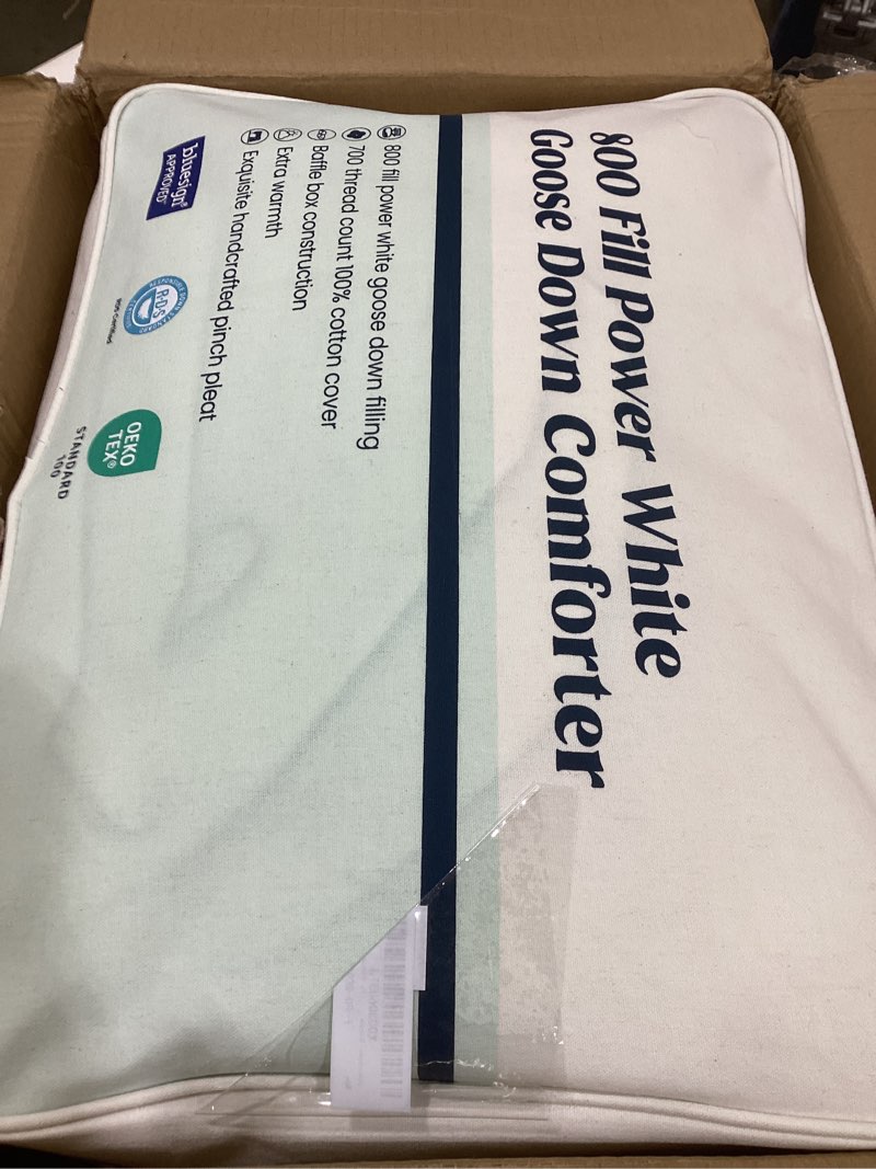 Condition photo showing New/Like New for puredown® Goose Down Comforter Full/Queen Size 800 Fill Power, 100% Cotton All Season Duvet Insert 700 Thread Count, Cloud Fluffy Pinch Pleat Extra Warmth All Season-white Full/Queen