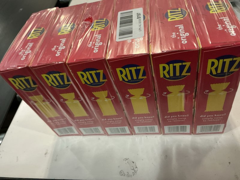 Condition photo showing New/Like New for (BBD 26/03/26). RITZ Original Crackers, Snacks for Kids and Adults, Bulk Lunch Snacks, 6 - 10.3 oz Boxes Flavour 10.3 Ounce (Pack of 6)