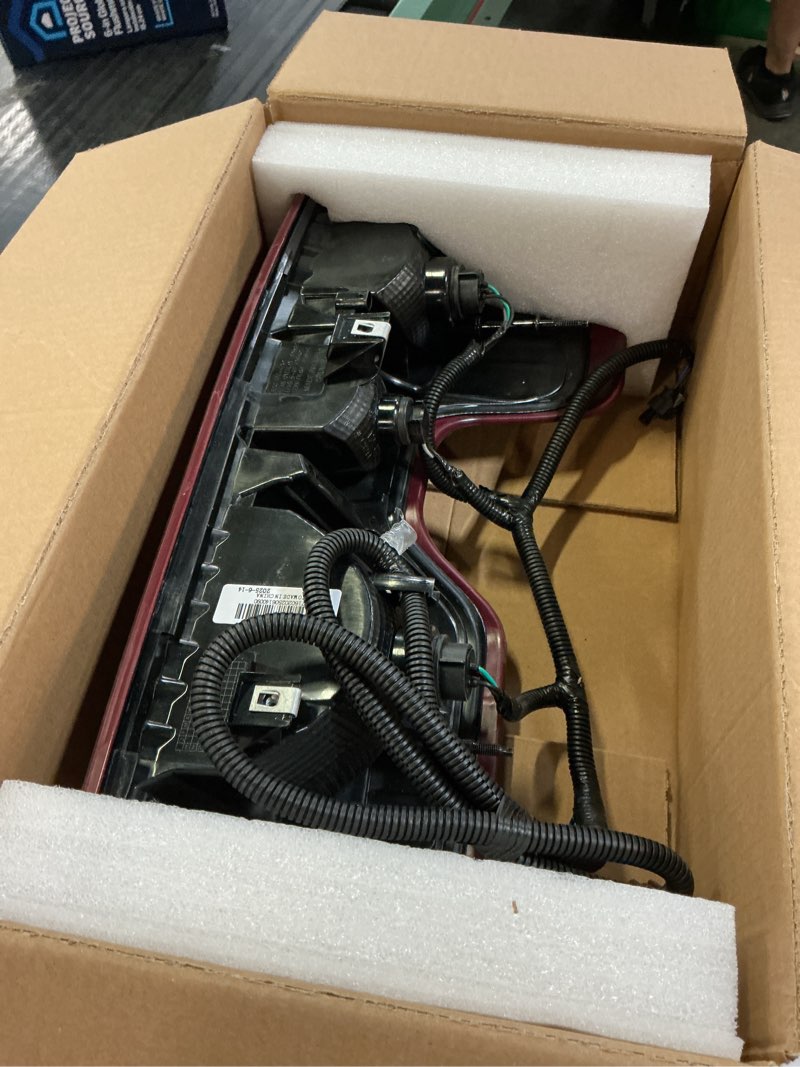 Condition photo showing Good Condition for halogen tail light compatible with 2019-2024 chevy silverado 1500 2500hd 3500hd left driver side replace part number 84554656 (halogen type) halogen type left driver side