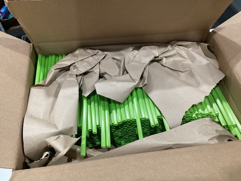Condition photo showing Good Condition for Restaurantware-Basic Nature 9.1 Inch Disposable Boba Straws, 2000 Sustainable Straws - Wider Mouth, Doesn't Alter Flavors, Green PLA/PBAT Straw, For Hot And Cold Drinks