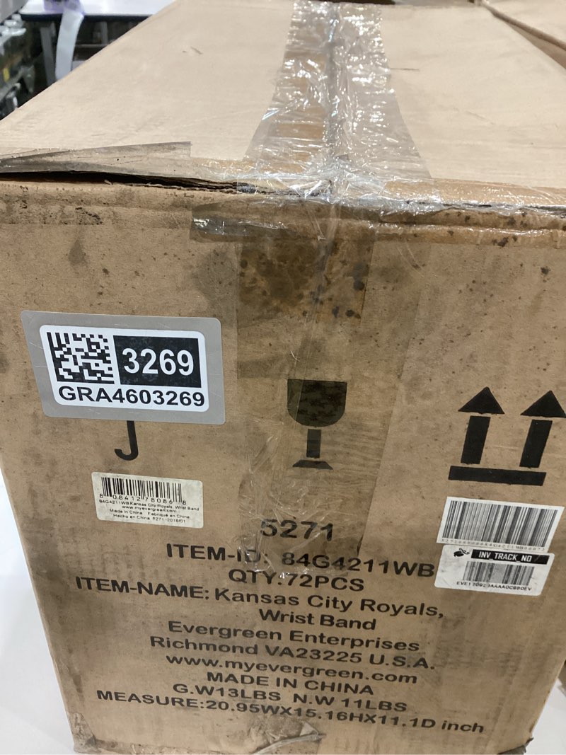 Condition photo showing Good Condition for kansas city royals, wrist band