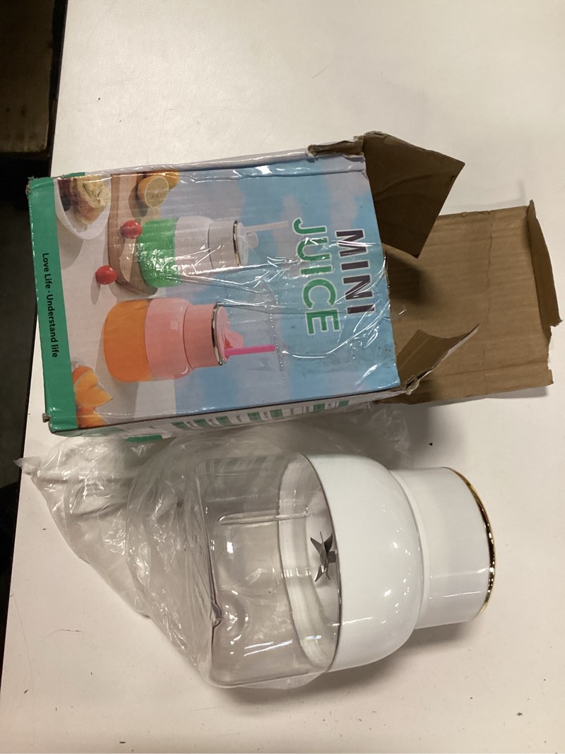 Condition photo showing New/Like New for white and clear portable blender 800ml usb rechargeable smoothie cup | bpa-free food grade material, 2000mah battery, compact 11x16cm, detachable for easy cleaning, includes straw and usb cable pink
