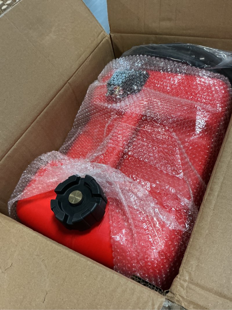 Condition photo showing Good Condition for 3 gallon portable boat fuel gas tank 12l 3 gallon marine outboard gas tank epa compliant for yamaha outborad motorboat with connector replace 6yl-24201-24-00 portable gas tank