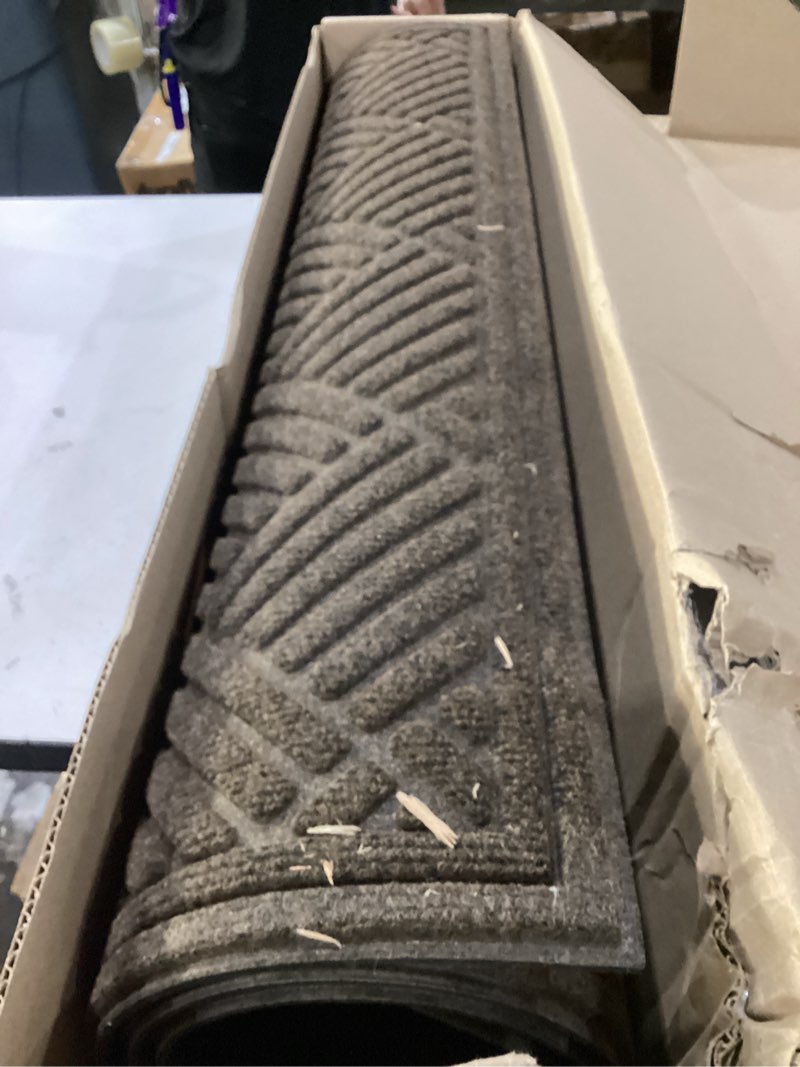 Condition photo showing Good Condition for apache mills textures 3' x 5' basketweave heavy duty walnut door mat – weather & stain resistant, non-slip, durable outdoor mat, made in usa – superior scraping entrance mat for home & commercial use basketweave 3' x 5' (rectangular) chocolate