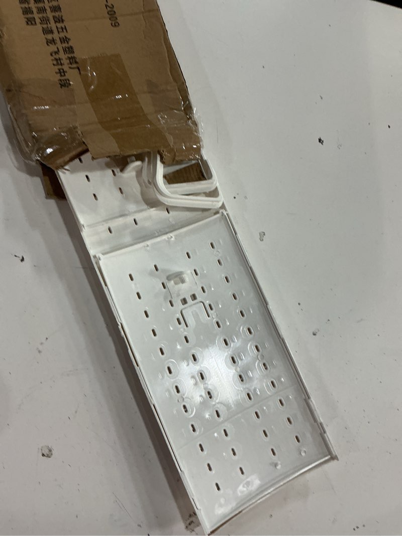 Condition photo showing Good Condition for 3 in 1 adjustable air conditioner deflector,universal retractable anti direct blowing retractable air conditioner shiel,anti blast baffle wind direction telescopic registers