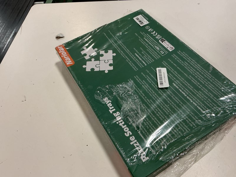 Condition photo showing Good Condition for nariolar 16.9" x 12" extra-large puzzle sorting trays stackable, 6 pack puzzle sorter for sorting 2000/3000/5000 puzzle pieces