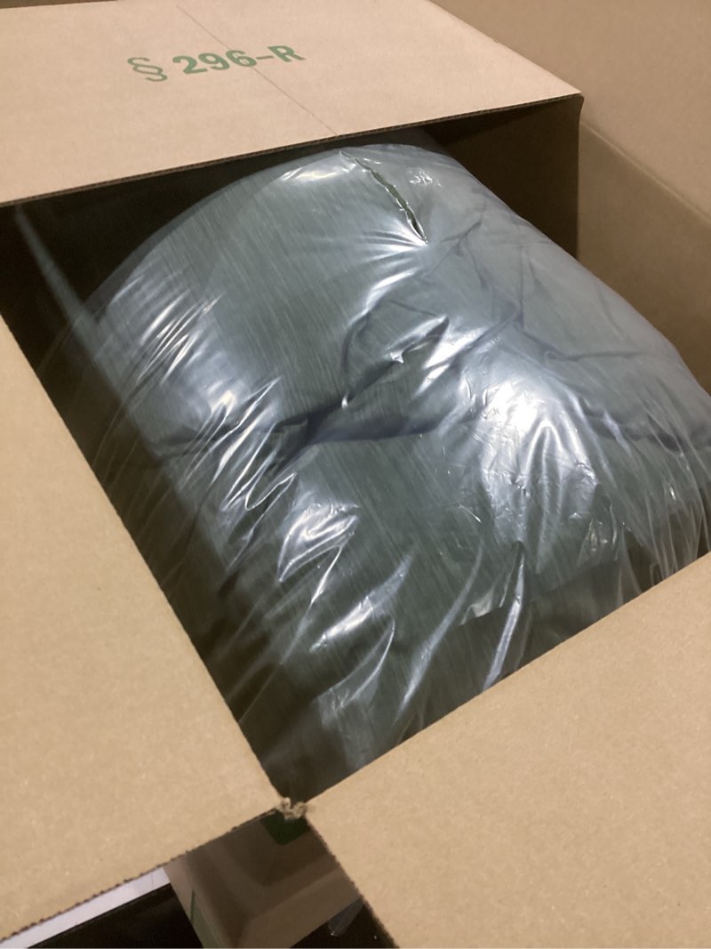 Condition photo showing Good Condition for Bedsure King Size Comforter Set - Dark Green Soft Bedding for All Seasons, Cationic Dyed Bed Set, 3 Pieces, 1 King Size Comforter (104"x90") and 2 Pillow Shams (20"x36"+2") King(3-piece with Sheet Set) 12 - Dark Green