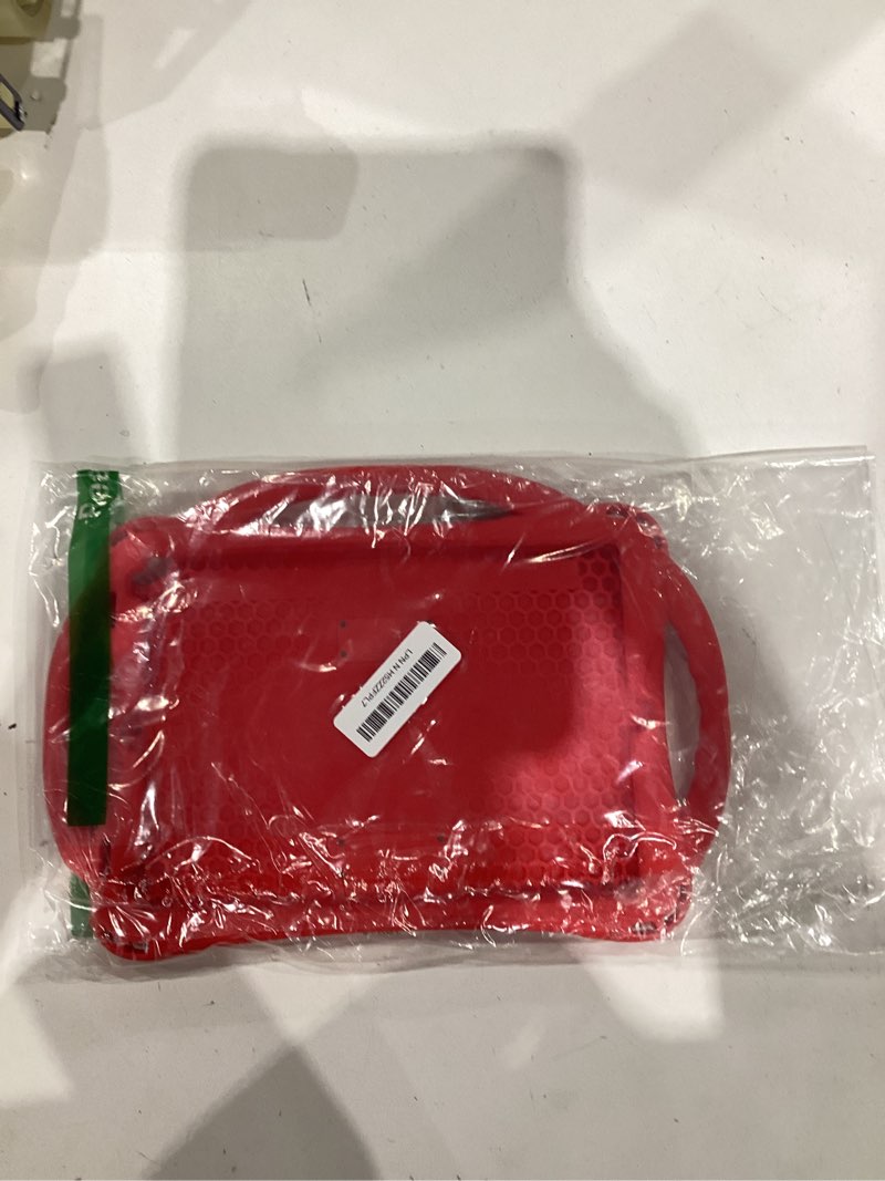 Condition photo showing Good Condition for TopEsct Kids Case for iPad 10.2 inch - Shockproof Silicone Cover with Tempered Glass Screen Protector and Strap - Compatible with iPad 9th/8th/7th Gen (2021)"(Red)