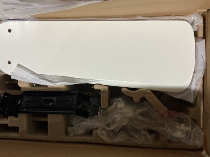 Condition photo showing Good Condition for harbor breeze armitage 42-in white with white/blonde blades led indoor flush mount ceiling fan with light (4-blade)