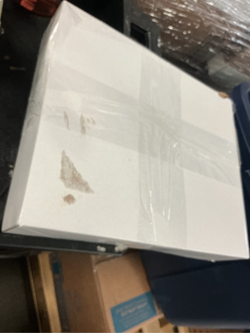 Condition photo showing New/Like New for office depot file folders, 1/3 tab cut, letter size, manila, pack of 100, od752 1/3