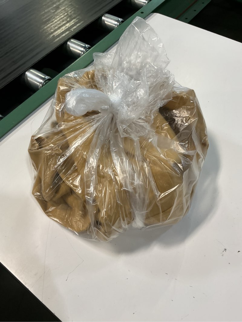 https://lotting-media.assets.bidfta.com/lotting_e647884e-dc7d-4a80-b1b7-feb53461163a