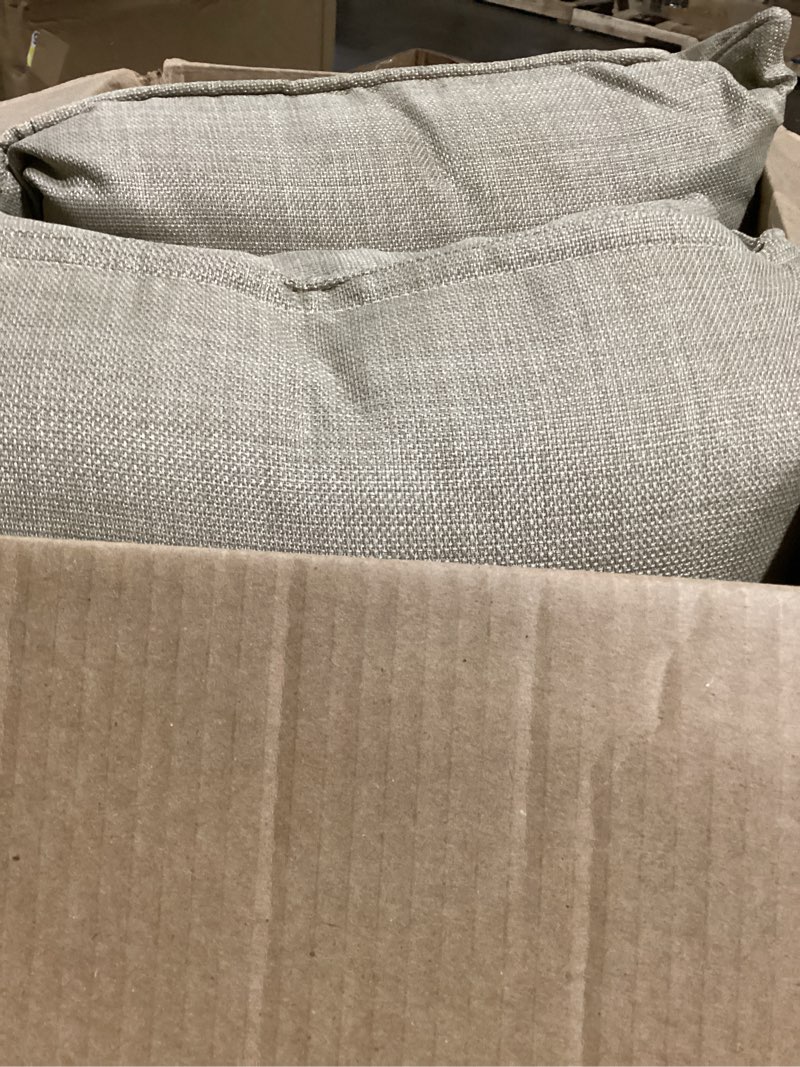 indoor/outdoor reversible throw pillow 4 of them