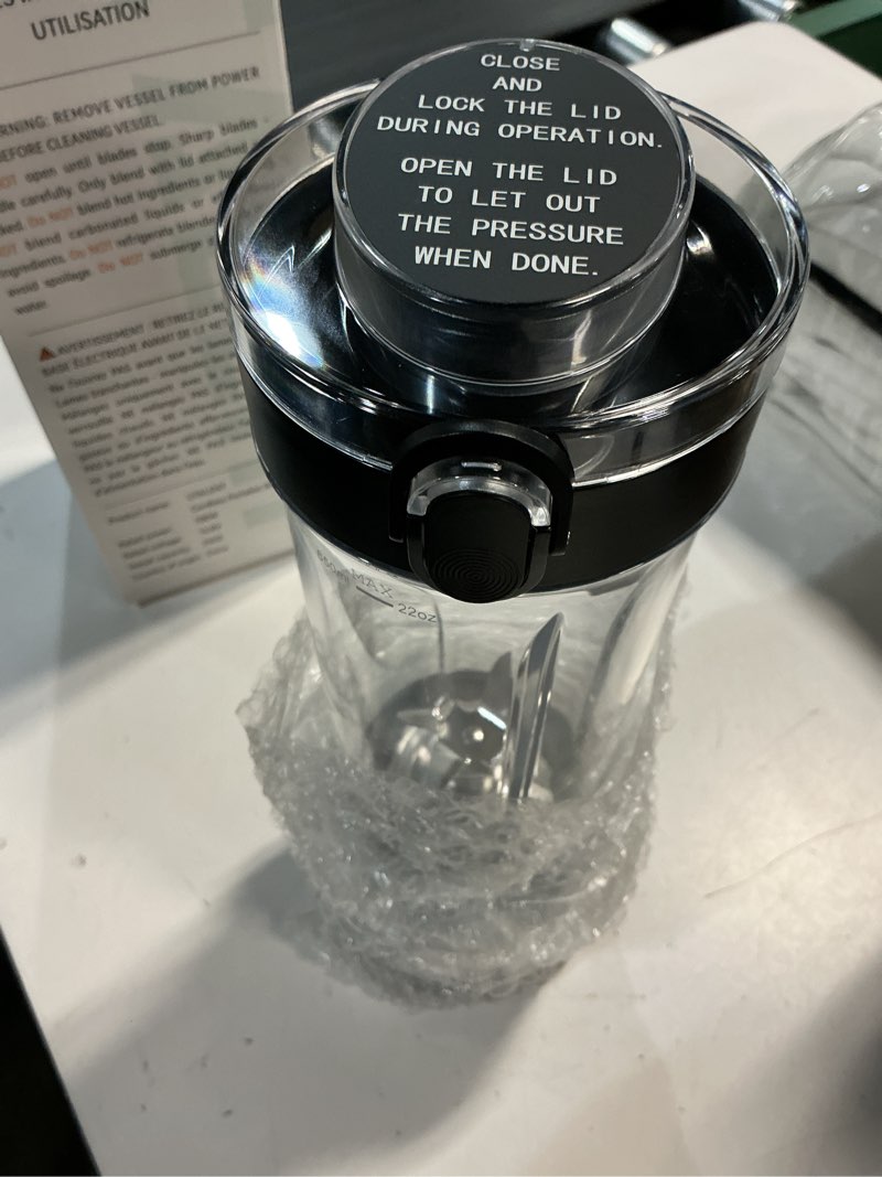 Condition photo showing Good Condition for utalent cordless portable blender, 25 oz removable vessel, powerful personal blender, for-smoothies, ice crush, 4 programs, leakproof-lid & sip spout, usb-c rechargeable, dishwasher safe parts, black