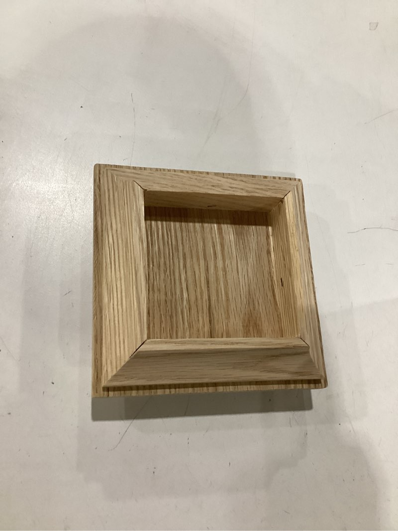 Condition photo showing Good Condition for sasylvia wood newel post flat peak red oak newel post cap mounting kit for indoor stair outdoor fences mailboxes decks(4 pcs,3 x 3 inch) 4 3 x 3 inch