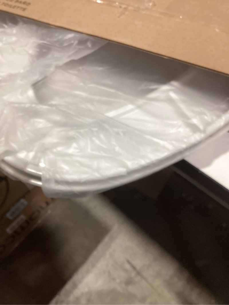 Condition photo showing Good Condition for bemis 7300slec slow close toilet seat, easy clean hinges and durable plastic seat, made in usa, elongated, white