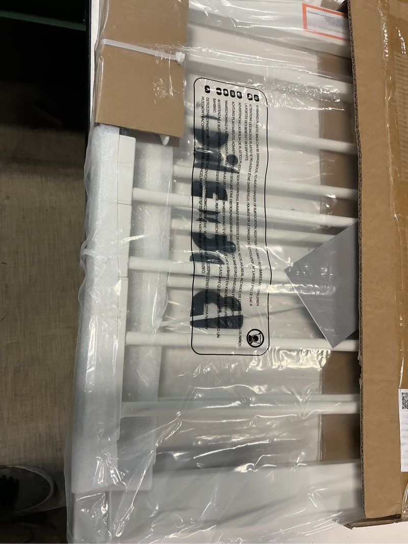 Condition photo showing Good Condition for babelio safety gate door fits for stairs, narrow and wide doorways with auto close, easy install, no drilling, pressure mounted for baby, child, pets, dog/puppy, 26''-40'', white white 30"tall 26"-40" wide