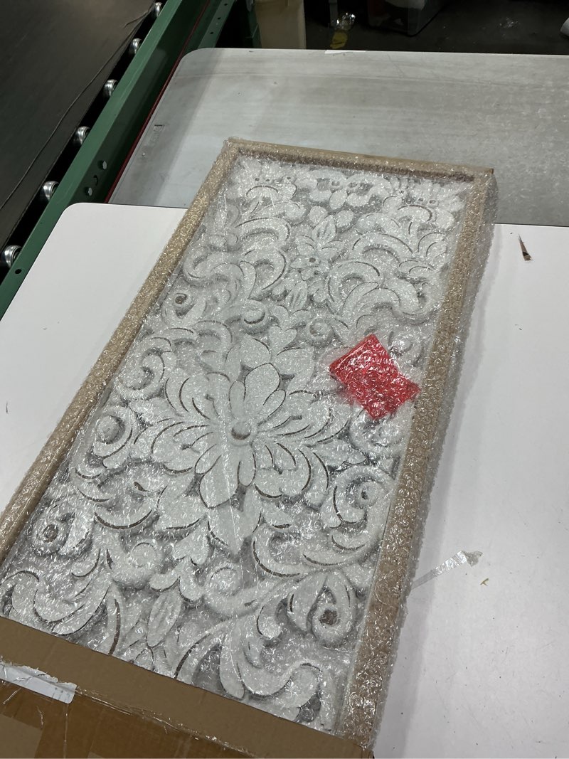 Condition photo showing Good Condition for ( photo similar) Sintosin Farmhouse Galvanized Wall Decor 12\" x 32\", Hanging Window Pane Wall Decor, Wood and Metal Wall Decor, Steel Sheet Wall Sculpture, Decorative Wall Panel Home Decor for Living Room Fireplace