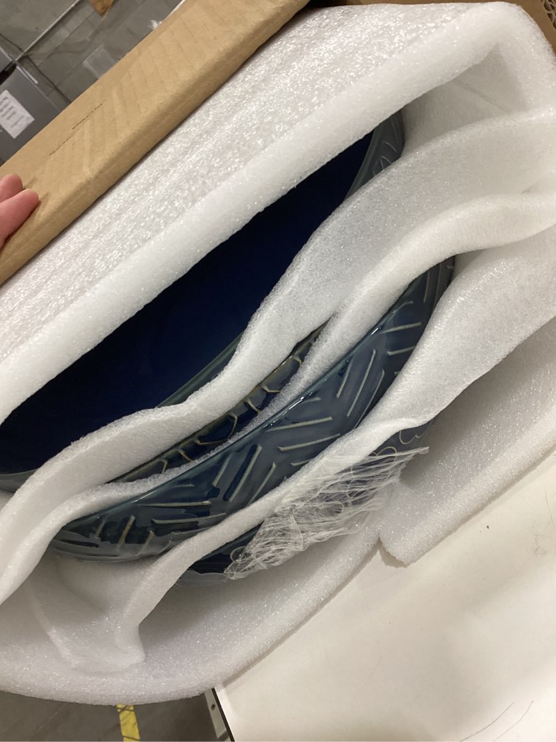 Condition photo showing Good Condition for sureasy 9.7" pasta bowls set of 4-42 oz large salad bowls for kitchen, embossed ceramic serving bowls for fruits, soup, pasta and salad, microwave & dishwasher safe, blue 9.7 inch,42 oz blue