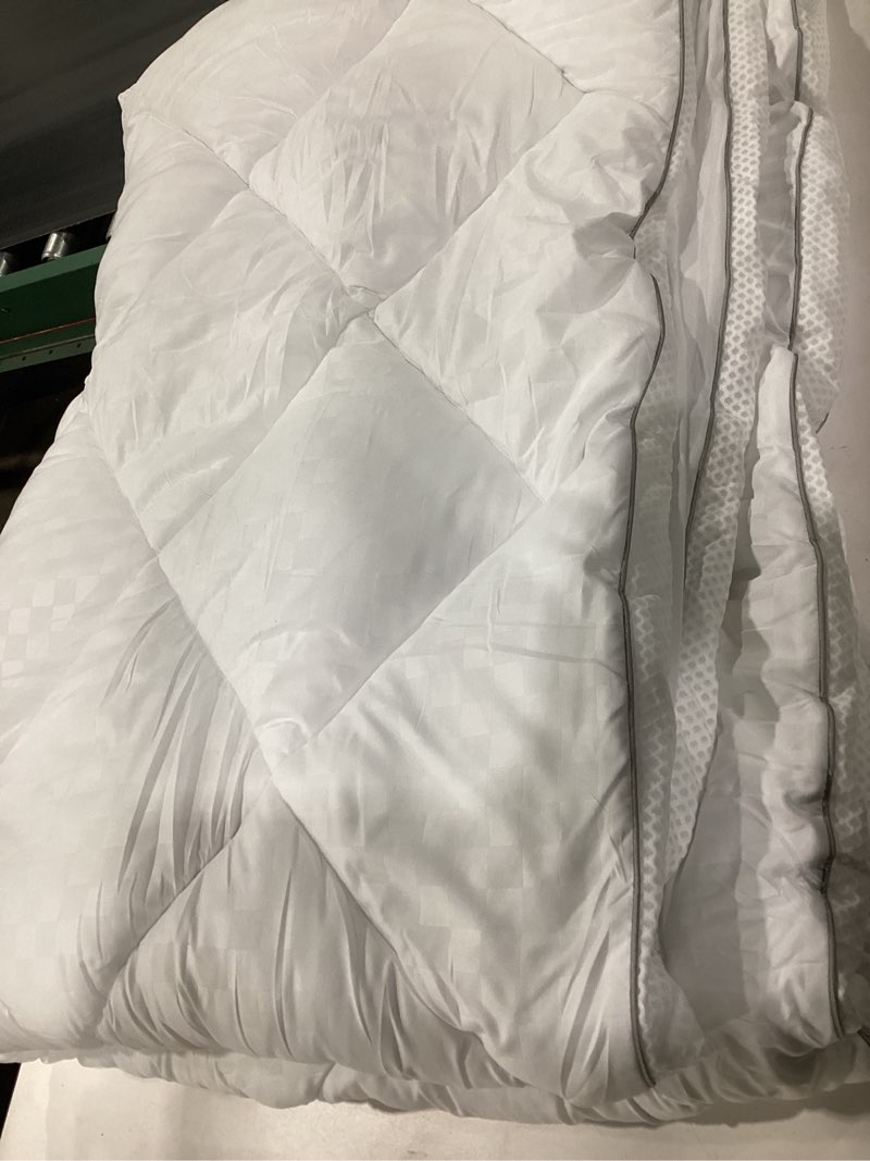 Condition photo showing As Is for mattress topper full for back pain, extra thick mattress pad cover, plush pillow top, deep elastic pocket, white, 54"x75"+20" full white