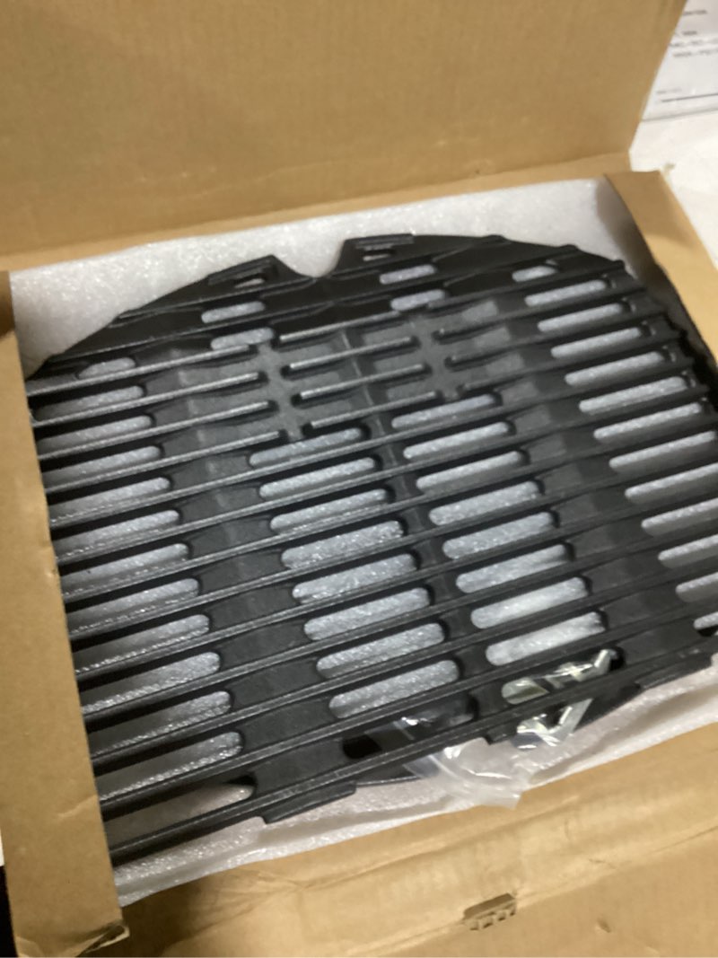 Condition photo showing New/Like New for qulimetal 7645 cast iron cooking grates for weber q200, q220, q2000, q2400 series gas grills, for weber 396000, 396001 grill parts grill grates replacement for weber 7645 65811 69935, 2 pack medium (fits q 200/2000 series)