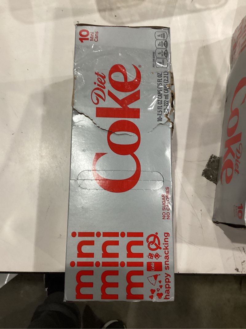 Condition photo showing New/Like New for Diet Coke Diet Cola Soda Fridge Pack  7.5 fl oz Mini Cans  10 Pack