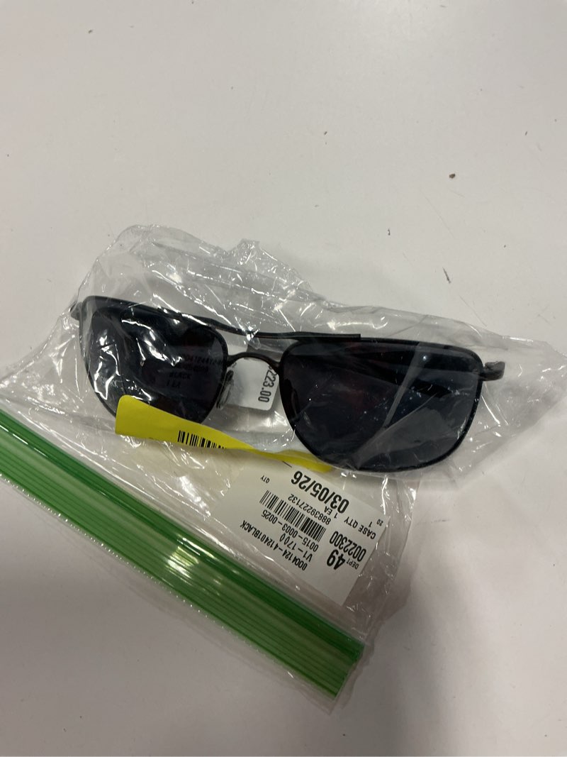 Condition photo showing Good Condition for oakley men's oo4124 gauge 8 rectangular sunglasses