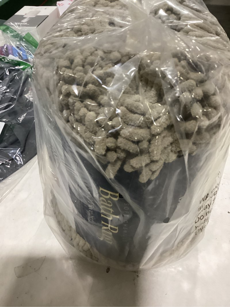 BELADOR 2 Piece Plush Chenille Bath Rug Set - Quick Dry Bath Mats with Rubber Backing, Absorbent and