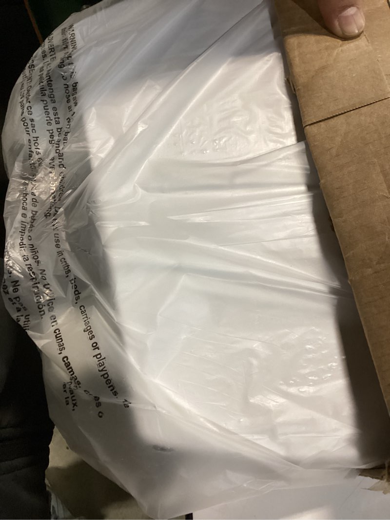 Condition photo showing Good Condition for bemis 1500ec 390 lift-off wood elongated toilet seat, cotton white (pack of 1)