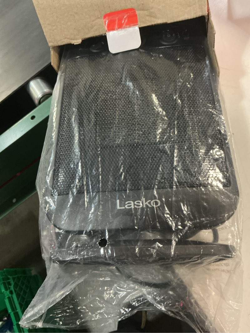 Condition photo showing Good Condition for lasko myheat go 1500-watt 12 in. black electric tabletop ceramic space heater with overheat protection & adjustable thermostat