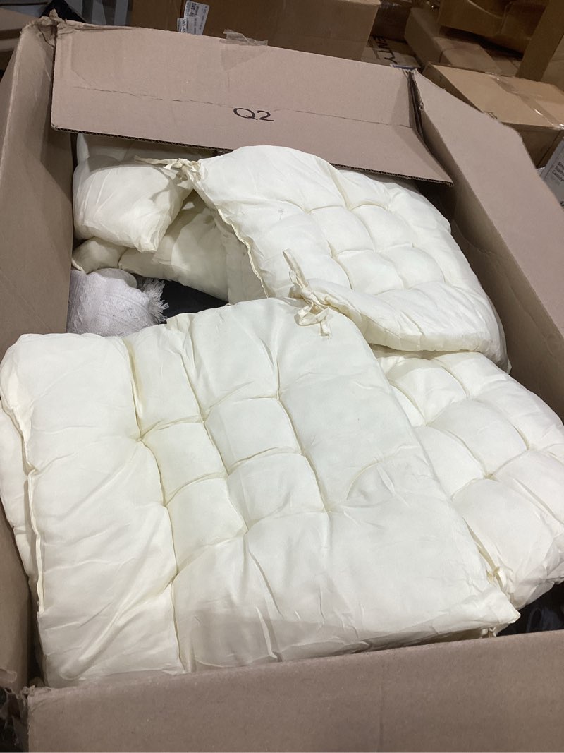 Condition photo showing As Is for novabright 10 pcs picnic kit folding picnic table 59'' x 20.5'' large outdoor boho blanket 91'' x 71'' beige table runner 6 floor pillows cushions woven cotton oversize washable for camp wedding