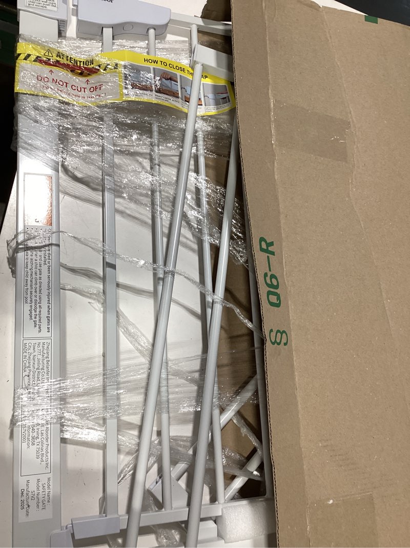 Condition photo showing Good Condition for keny 29"-42.5" baby gate for stairs, auto close safety dog gate, pressure mounted easy walk through pet gate for doorways, durable stair gate, 30" tall, white white 29-42.5"wide, 30"tall