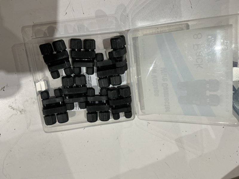 Condition photo showing Good Condition for sunvie low voltage wire connector fastlock2 landscape lighting wire connectors waterproof low voltage connector 12-18 gauge landscape wire connectors for garden light pathway lights, 8 pack