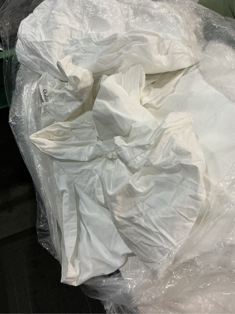 Condition photo showing Good Condition for organic crisp percale sheet set, king, white