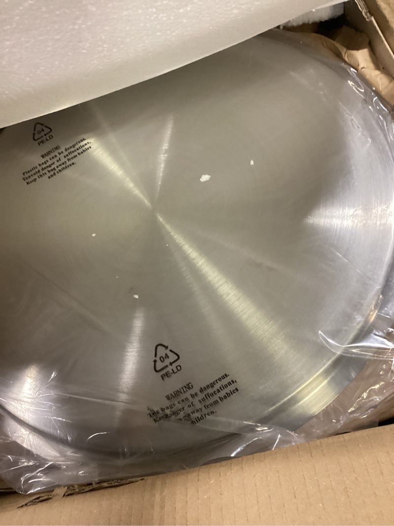 Condition photo showing Good Condition for GasOne Stainless Steel Stockpot with Basket – 84qt Stock Pot with Lid and Reinforced Bottom – Heavy-Duty Cooking Pot for Deep Frying, Turkey Frying, Beer Brewing, Soup, Seafood Boil – Satin Finish 84 Quarts