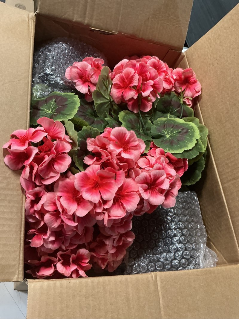 Condition photo showing Good Condition for lovemoon 2set geranium potted artificial flowers,fake geranium plants for outdoor home décor office 