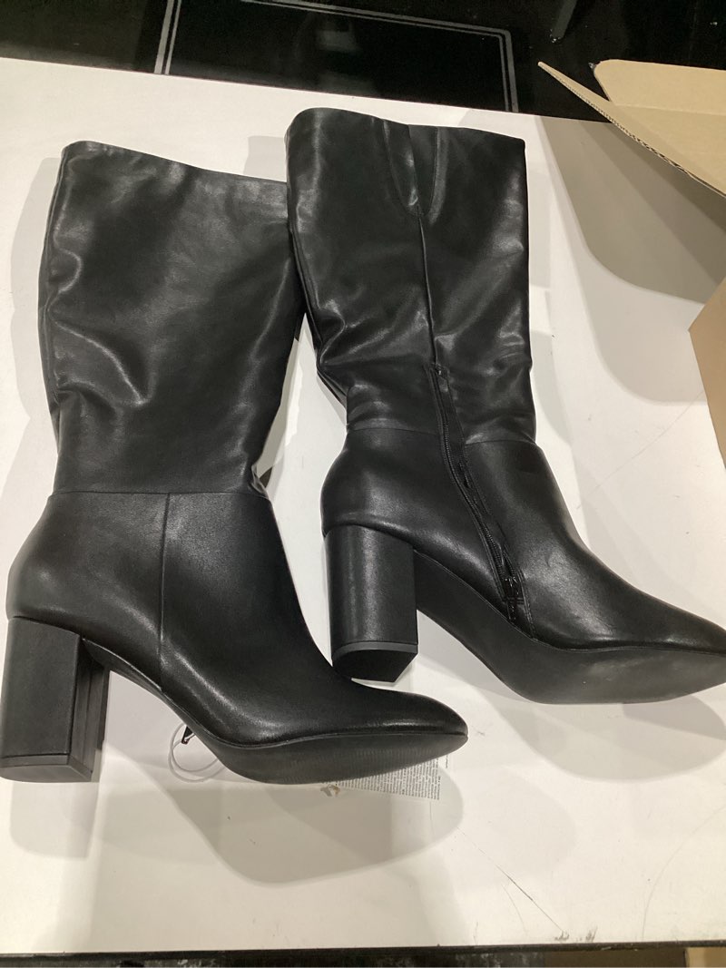 Condition photo showing Good Condition for  Boots for Women Chunky Heel Round Toe Side Zipper Fall Winter Dress Tall Boots for Women Black, size 14