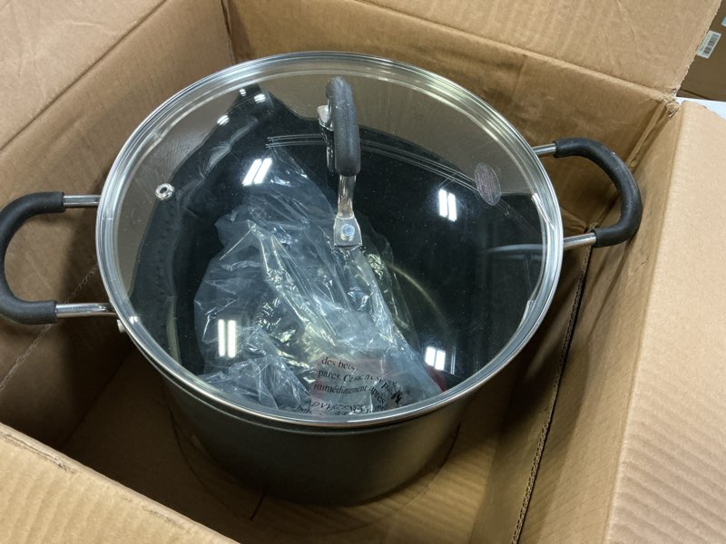 Condition photo showing Good Condition for Cook N Home Nonstick Stockpot Soup pot with Lid Professional Hard Anodized 10 Quart, Oven safe - Stay Cool Handles, Black 10 Quarts