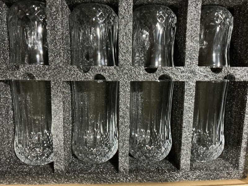 Condition photo showing Good Condition for Ruckae Drinking Glasses Set of 8,11 oz and 7 oz Kitchen Water Glass Cups Set,Clear Curvature Glassware Dishwasher Safe,Mixed Drinkware for Beer,Juice,Cocktail,Whiskey,Milk and Various Mixed Drinks