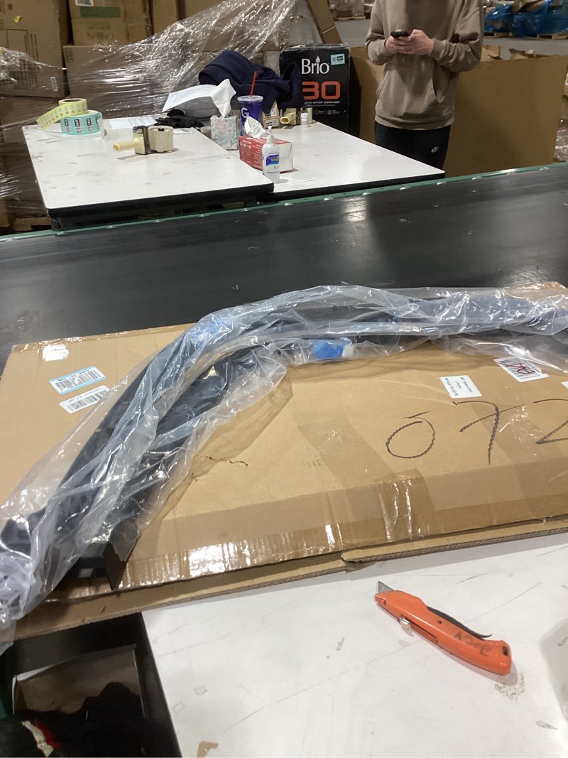 Condition photo showing As Is for Front Wheel Arch Molding Trim, Front Wheel Arch Molding for 2005-2009 Land Rover LR3/Discovery 3, 2010-2016 LR4/Discovery 4, Car Side Wheel Molding Splash Guard (Driver + Passenger Side)