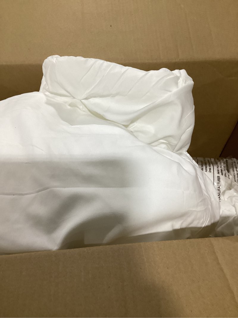 Condition photo showing Good Condition for bedsure white duvet cover king size - 3 pieces prewashed cotton-like polyester extra soft bedding set, includes 1 duvet cover 104x90 inches with zipper closure & 2 pillow shams, comforter not included 00 - white (no comforter) king (104" x 90")